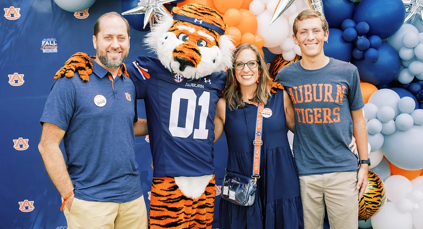 Logo for Fall Family Weekend: What you need to know  